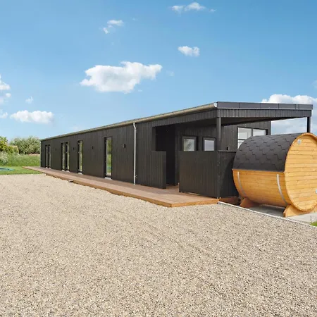 Nyaraló 5 Bedroom Pet Friendly In